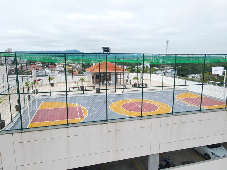 Centro - 7 pessoas | 250m praia | Beto Carrero