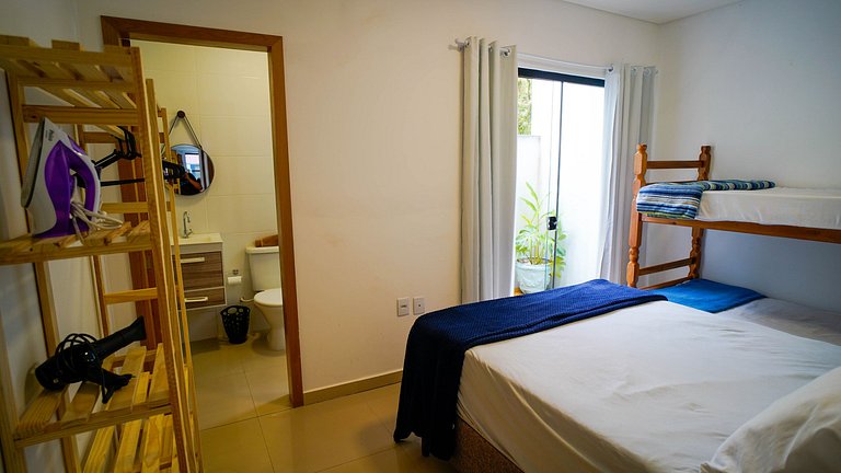 Linda casa à 700 m da praia em Balneário Piçarras
