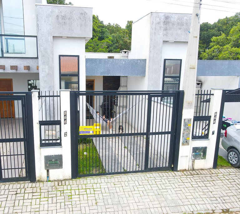 Imóvel incrível apenas 700m da praia