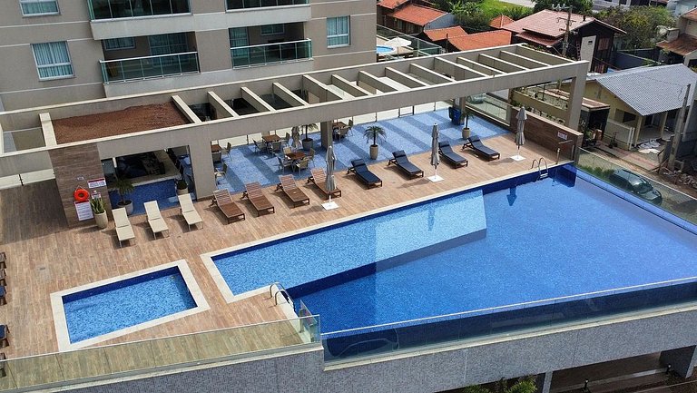 Venice Home Club | Beira-Mar com Varanda Gourmet