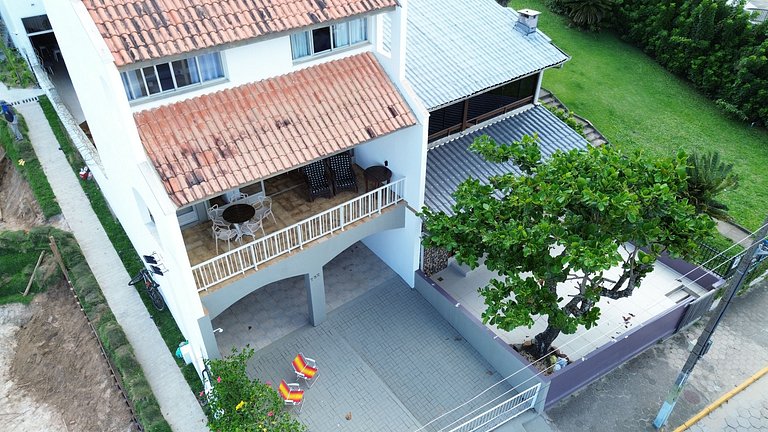 Extraordinária casa Pé na Areia - Piçarras