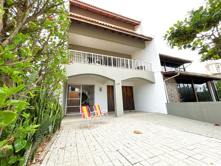 Extraordinária casa Pé na Areia - Piçarras