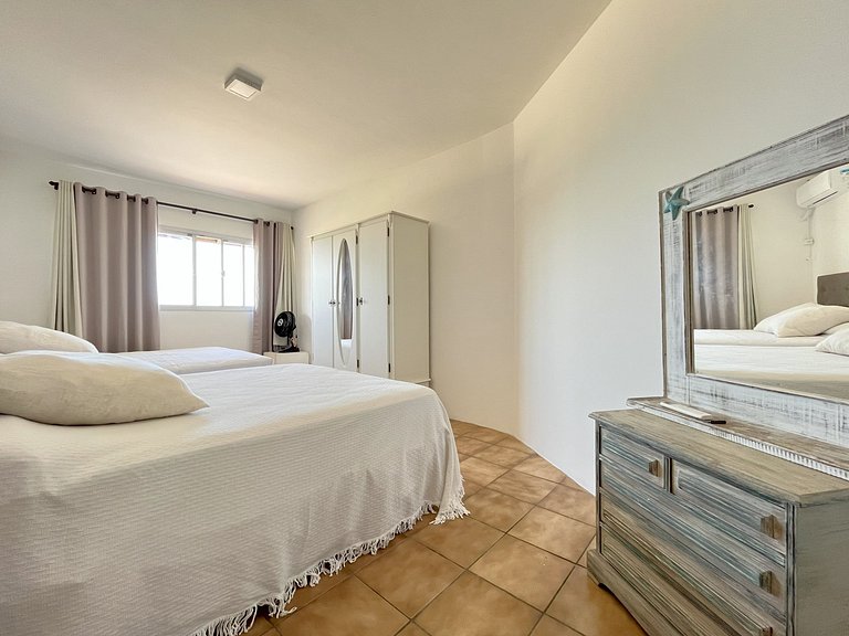 Extraordinária casa Pé na Areia - Piçarras