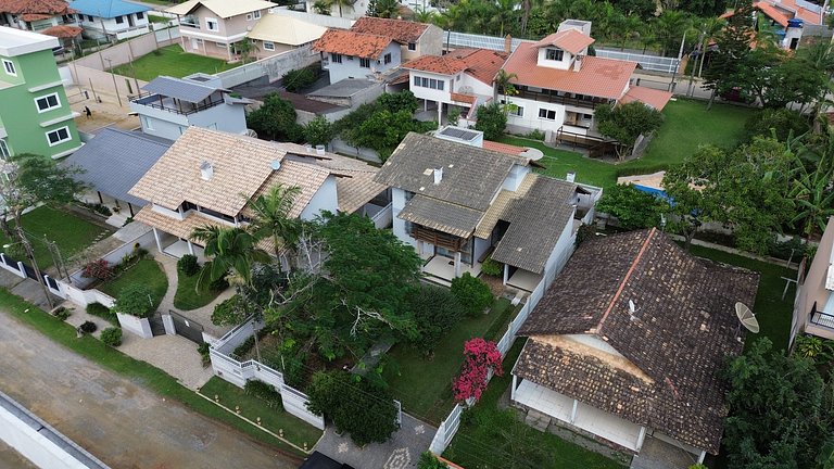 Fantástica Casa apenas 150m - Praia Grande > Penha