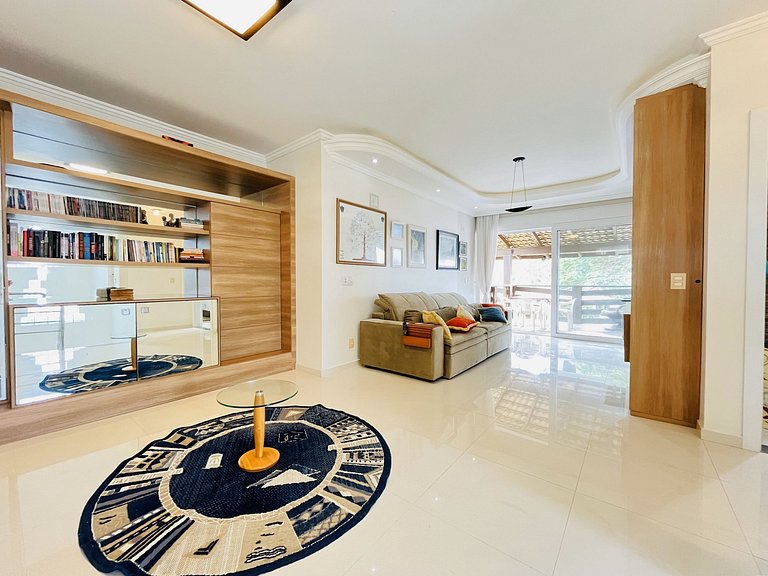 Fantástica Casa apenas 150m - Praia Grande > Penha