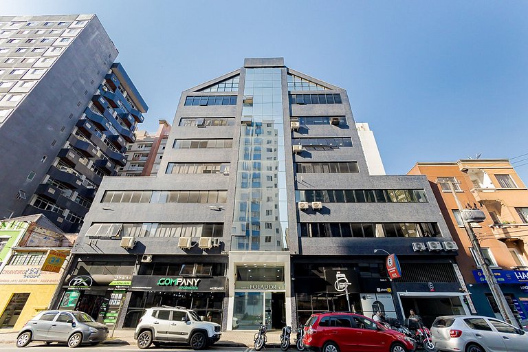 Centro de Curitiba | Ao Lado de Shopping e Estádio