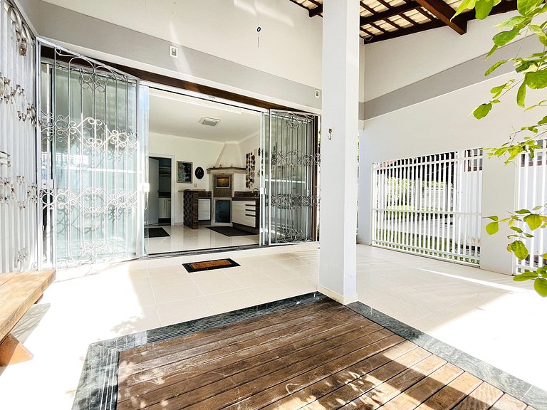 Fantástica Casa apenas 150m - Praia Grande > Penha