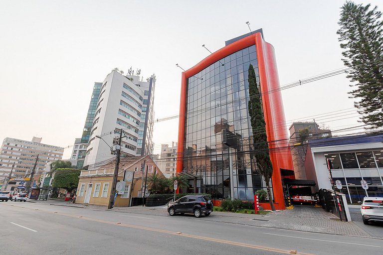 Av Batel: Próximo > PIB | Shopping | Estádio