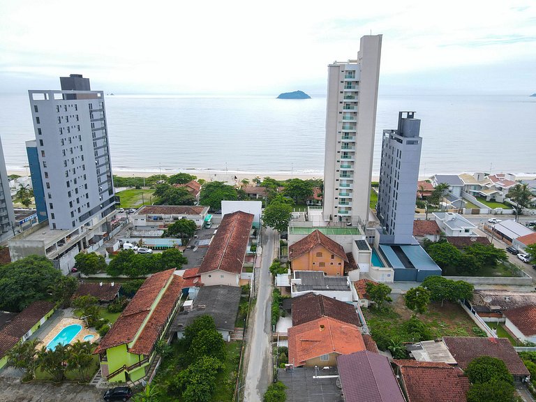 4 pessoas | 250m praia central | Beto Carrero
