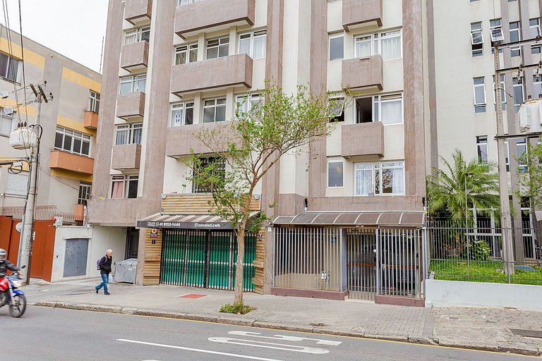 Ótima Localização | FAE e Shopping Curitiba