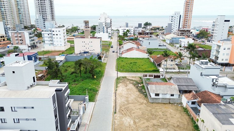 250m da Praia | 8 pessoas | 20min Beto Carrero