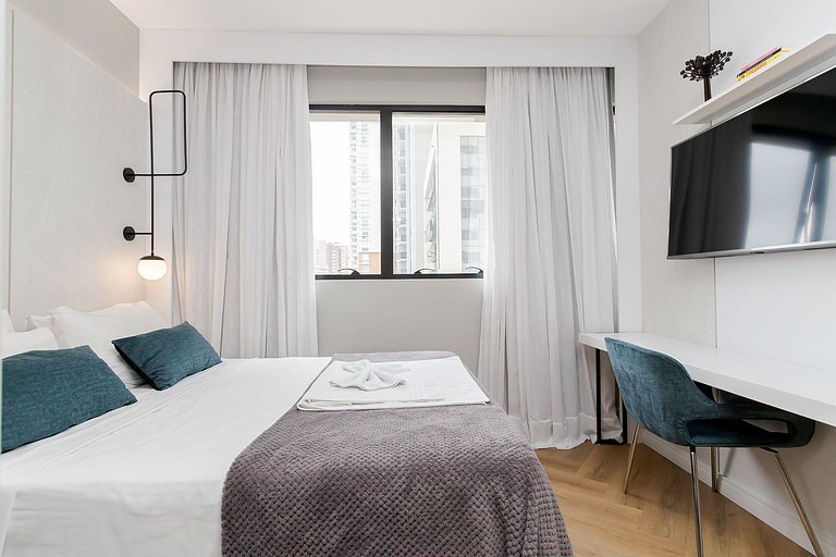 Helbor Stay | Quarto moderno e sofisticado | C161
