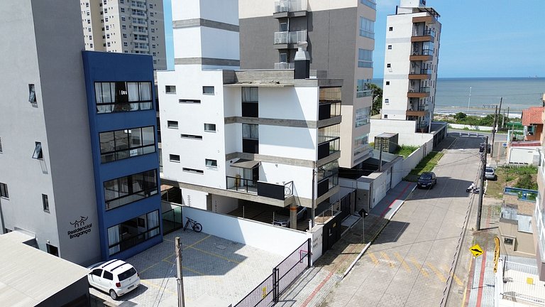 Conforto a um Passo da Praia | Balneário Piçarras