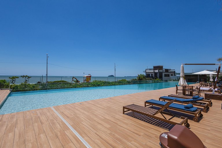 Aconchego e Piscina | Apê Frente ao Mar