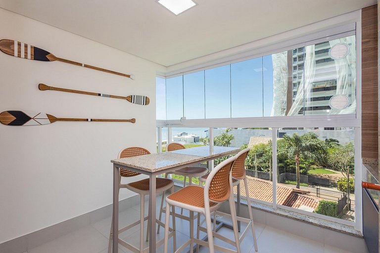 Aconchego e Piscina | Apê Frente ao Mar