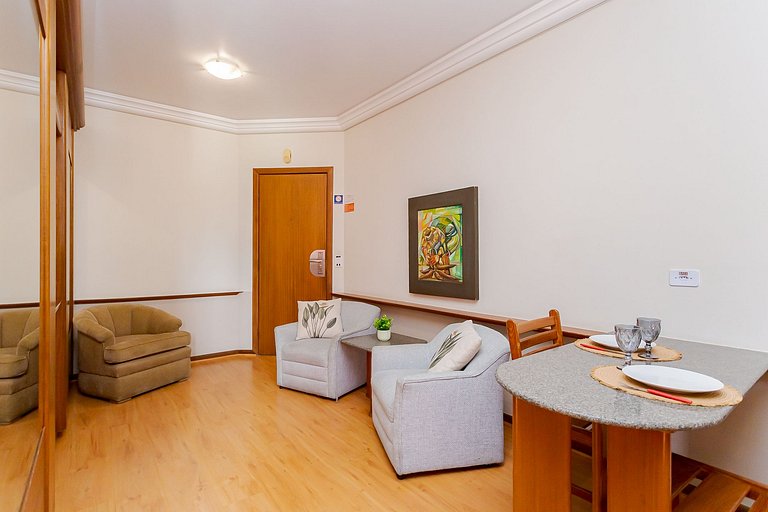 Batel Residence | PIB Curitiba | Shopping