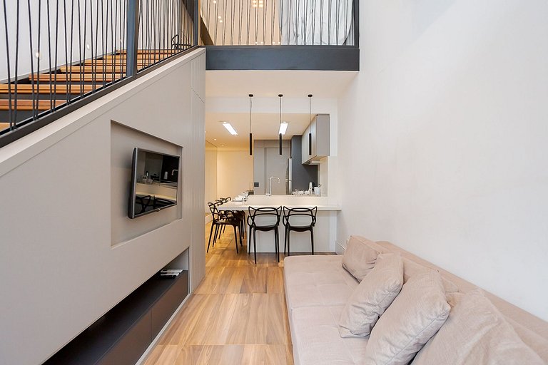 Duplex Moderno | Perto do Parque Barigui | C207