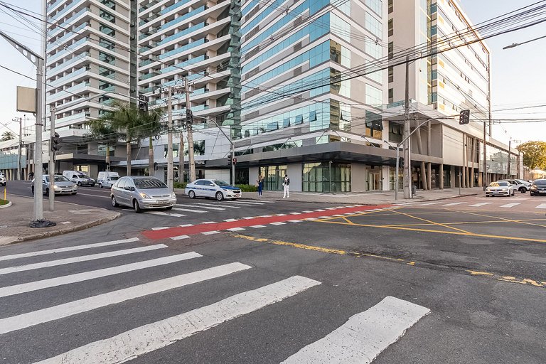 7th Avenue | Piscina | Academia | UTFPR