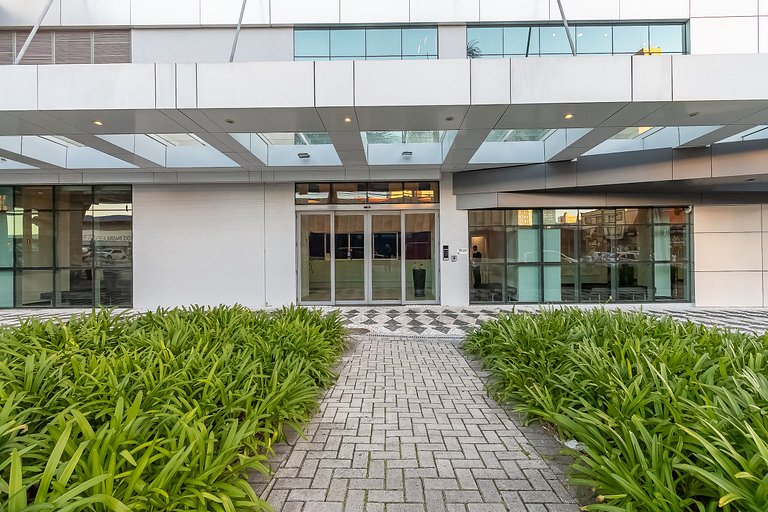 7th Avenue | Piscina | Academia | UTFPR