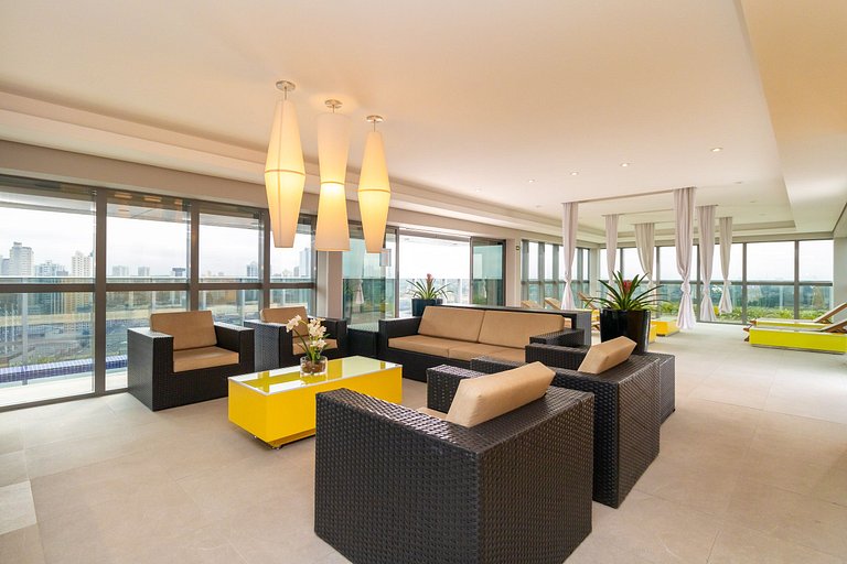7th Avenue - Centro | Curitiba | Gonzaga Stays