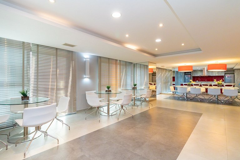 7th Avenue | Academia | Piscina | G001