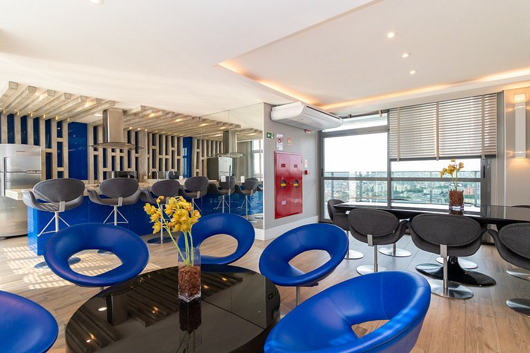 7th Avenue - Centro | Curitiba | Gonzaga Stays