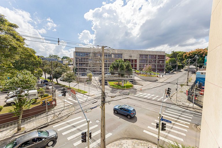 5 Pessoas | Largo da Ordem | Paraná Previdência