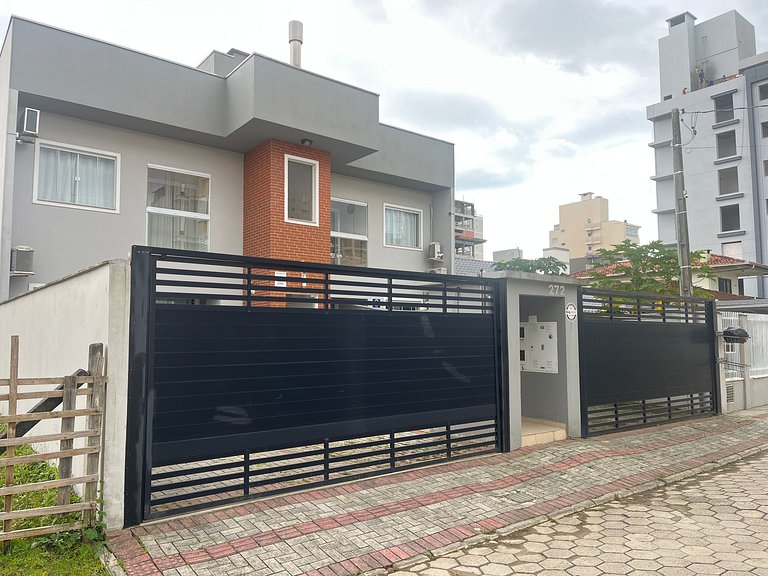 Churrasqueira | 250m da Praia | 7 Pessoas