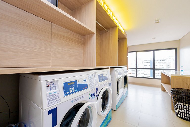 Centro | Estúdio com Piscina e Academia | C303