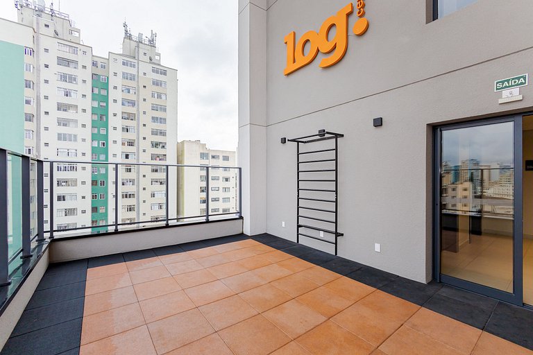 Centro | Estúdio com Piscina e Garagem | C229