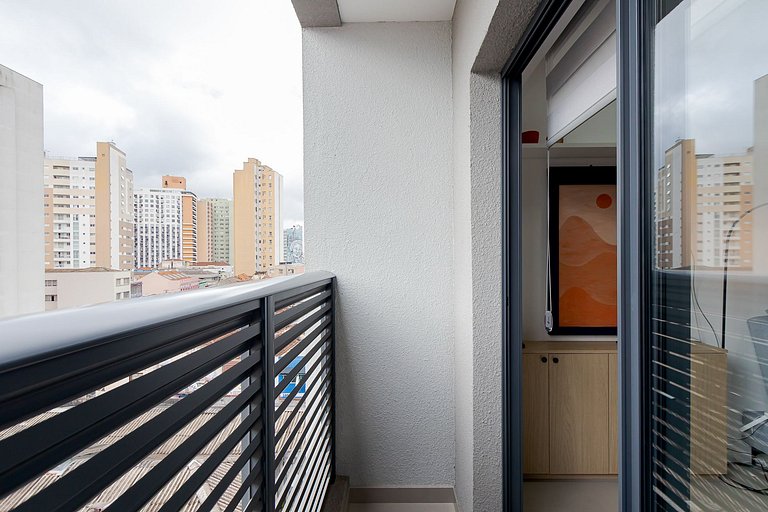 Centro | Estúdio com Piscina e Garagem | C229