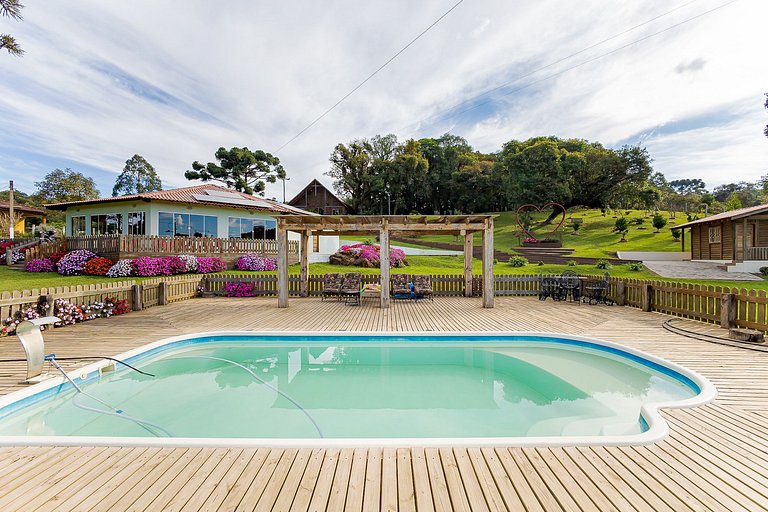 Paz | Natureza | Piscina | Chalé Beija Flor | C230