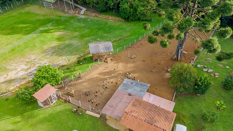 Chácara Santa Rita | Chalé Bem-te-vi | Campo Magro