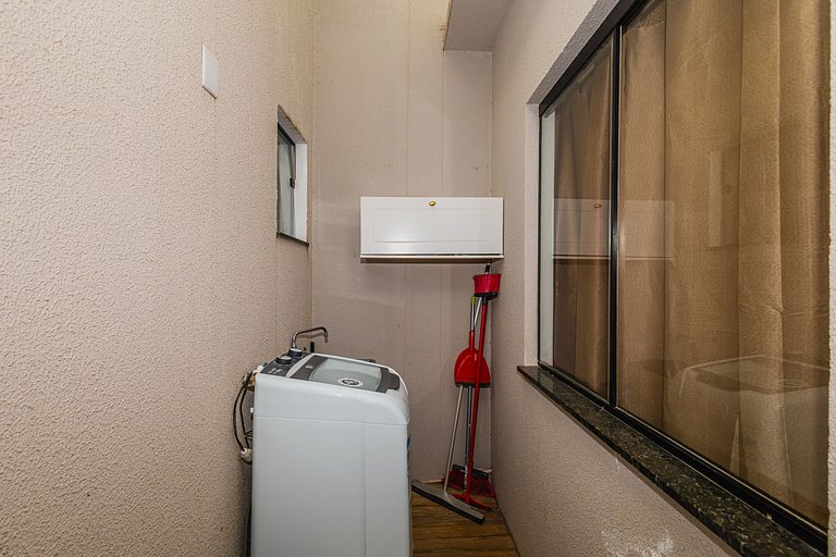 Imóvel incrível apenas 700m da praia