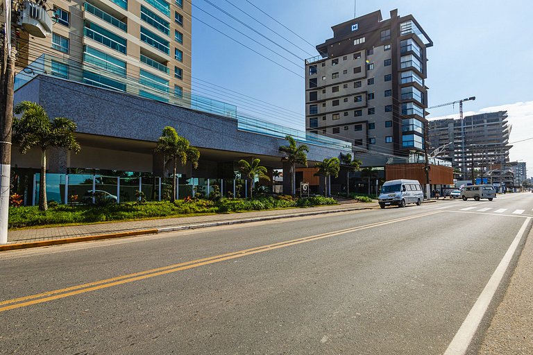 Venice Home Club | Beira-Mar com Varanda Gourmet