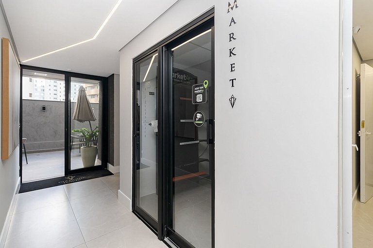 Diamond Tower | Studio com varanda | Batel | C305