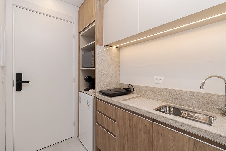 Diamond Tower | Studio | Batel | C252