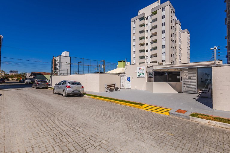 Piscina | Conforto | 450m da praia