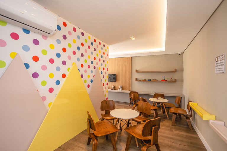 Latitude 26° | 50m da Praia | Vista pro Mar | P258