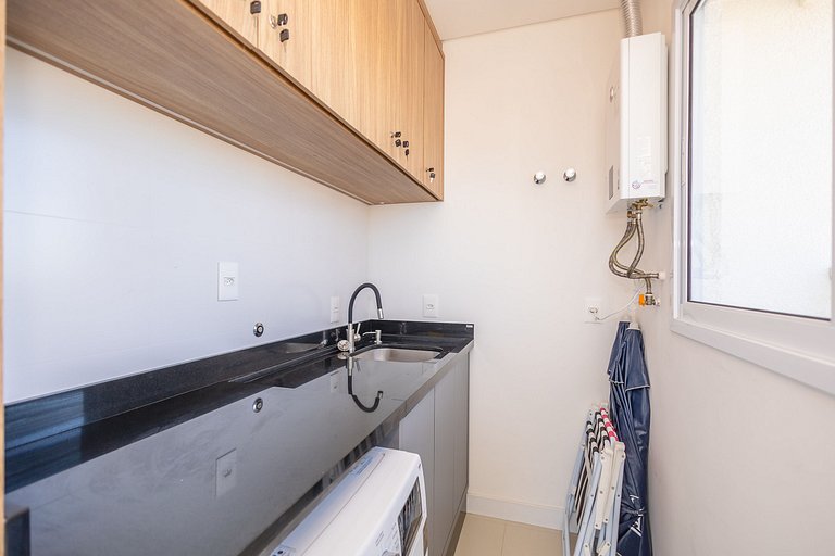 Latitude 26° | 50m da Praia | Vista pro Mar | P258