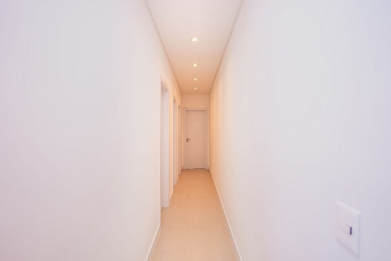 Latitude 26° | 50m da Praia | Vista pro Mar | P258