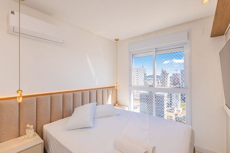 Latitude 26° | 50m da Praia | Vista pro Mar | P258