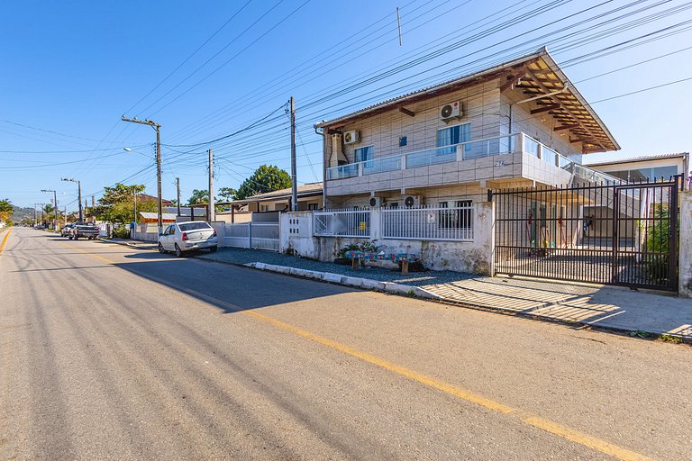 Próximo ao Beto Carrero e Praias de Penha | 2 Qtos