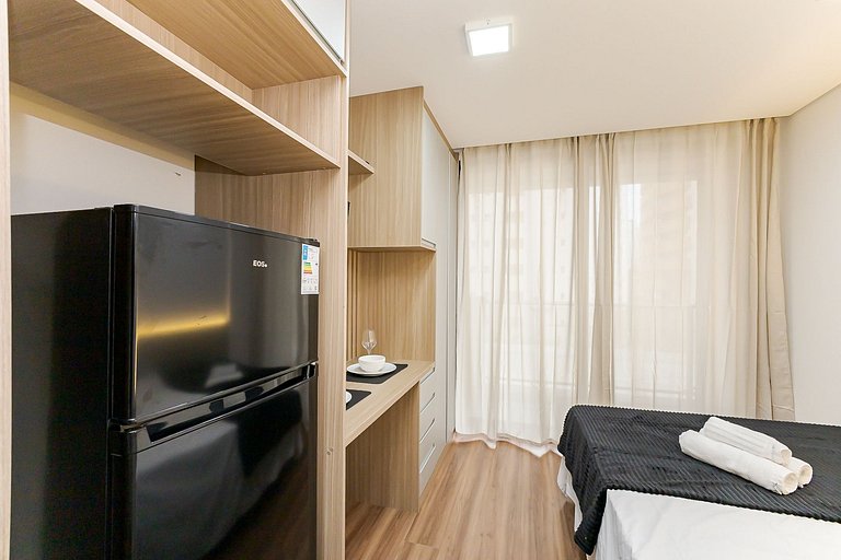 Diamond Tower | Studio com Varanda | Batel | C286
