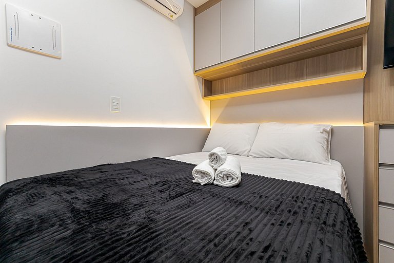 Diamond Tower | Batel | Studio com Varanda | C281