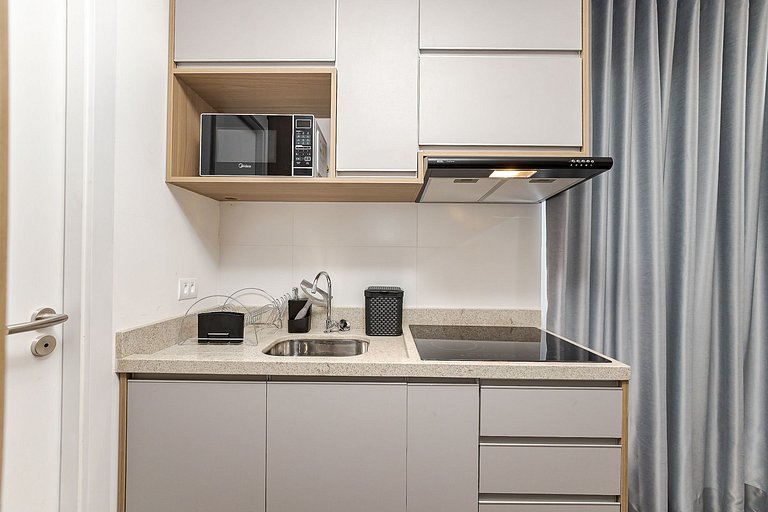 Diamond Tower | Batel | Studio com Varanda | C281