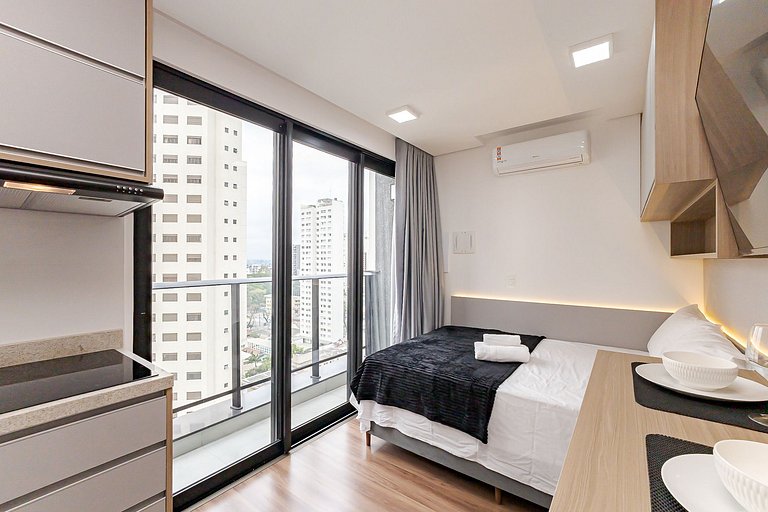 Diamond Tower | Batel | Studio com Varanda | C281