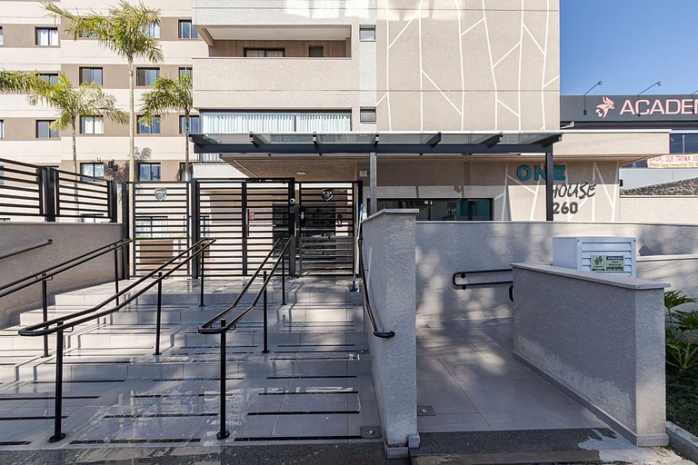 One House – Academia, Piscina e Coworking | Gonzaga Stays