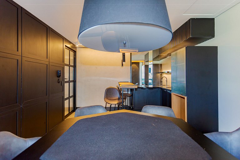 New Faivre | Studio Moderno com Garagem | C291