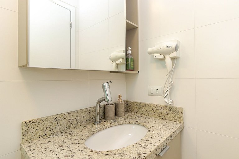 New Faivre | Studio Moderno com Garagem | C291